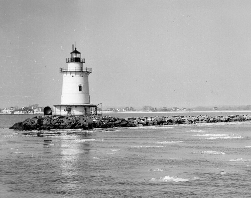 Saybrook Breakwater Light