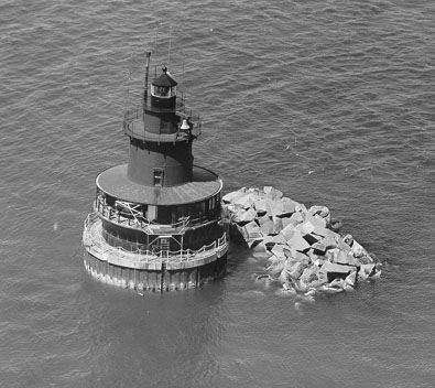 Deer Island Lighthouse